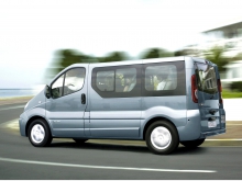 Фото Renault Trafic Passenger  №2